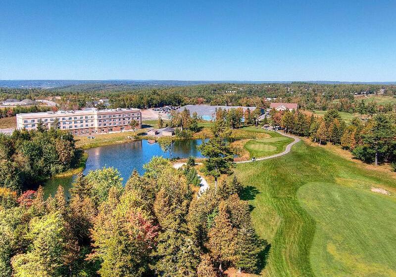 Radisson Kingswood Hotel & Suites, Fredericton