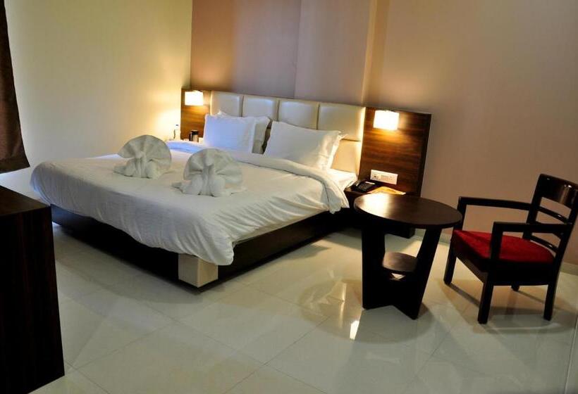 בית מלון כפרי Royal Inn