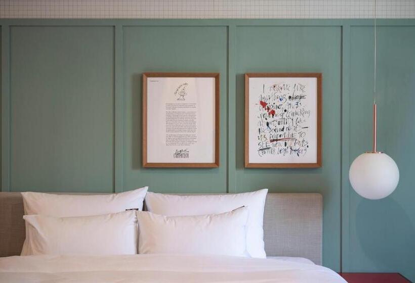 Seomyeon Brown Dot Hotel Gold