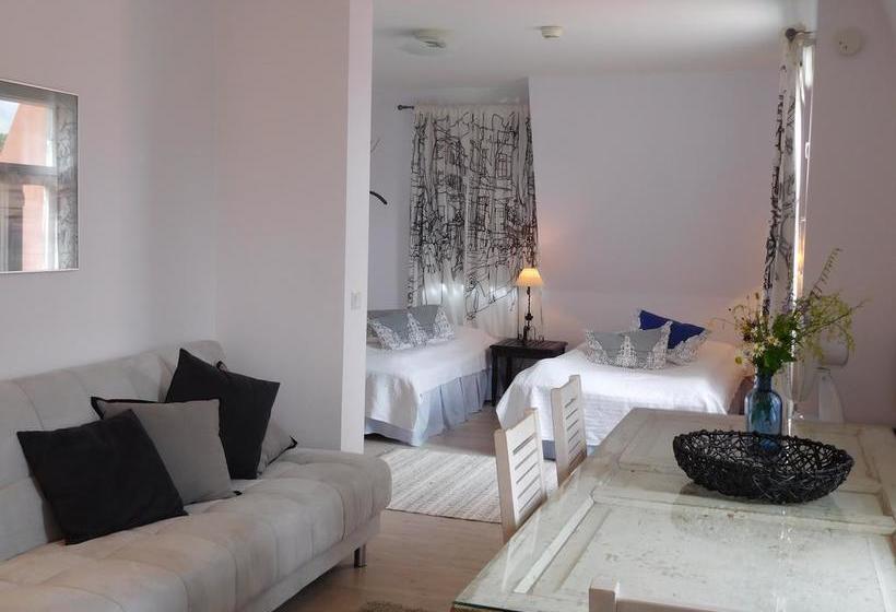 Boutique Hotel Tavis, Check In Olavinkatu 8