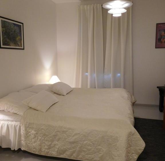 Boutique Hotel Tavis, Check In Olavinkatu 8