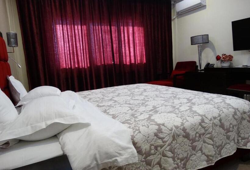 ホテル Terra Iasi