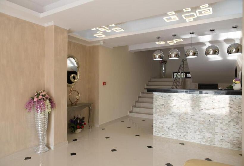 ホテル Terra Iasi