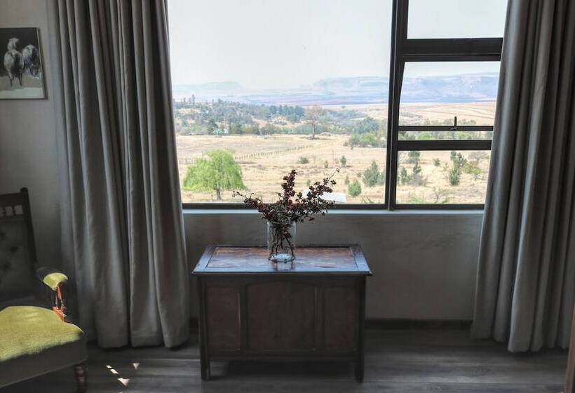 בית מלון כפרי The Fat Mulberry Guest Farm