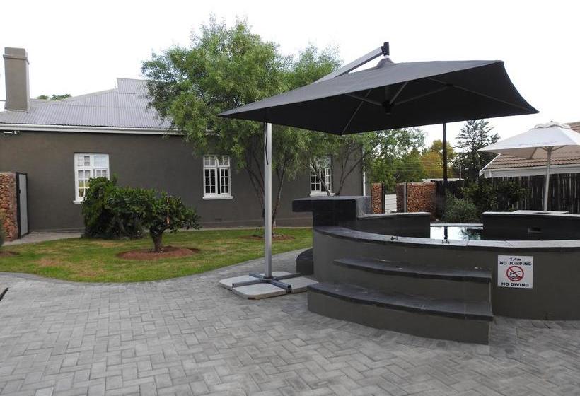 هتل The Featherbed   Oudtshoorn