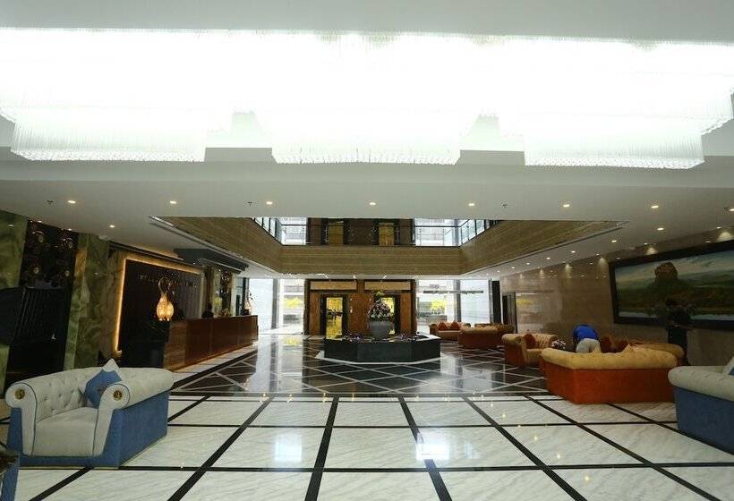 فندق The Grand Mountain