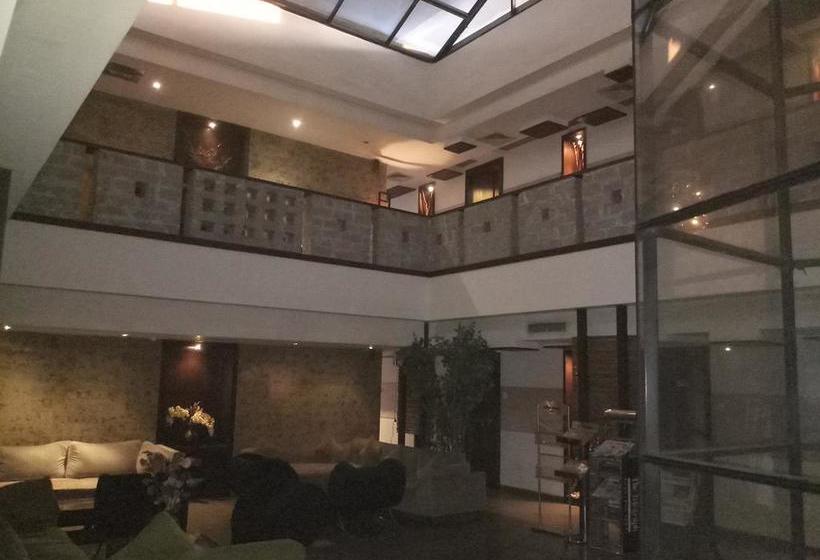 호텔 Seventeen Degrees