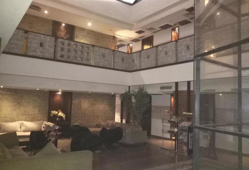 호텔 Seventeen Degrees