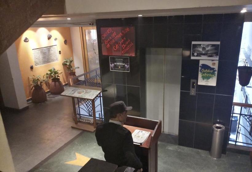 호텔 Seventeen Degrees