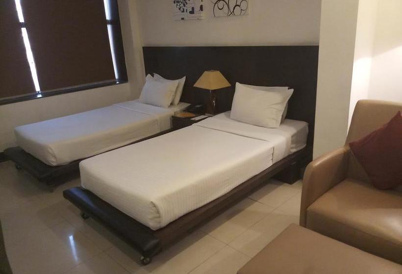 호텔 Seventeen Degrees