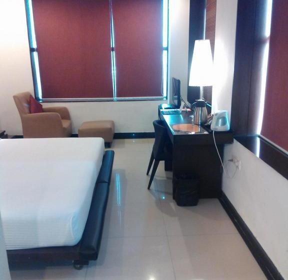 호텔 Seventeen Degrees