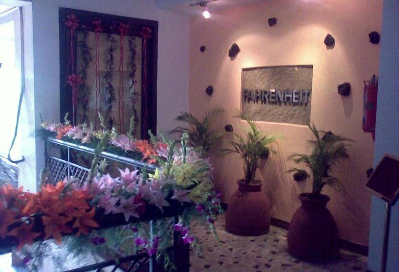 호텔 Seventeen Degrees