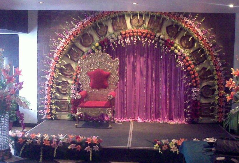 호텔 Seventeen Degrees