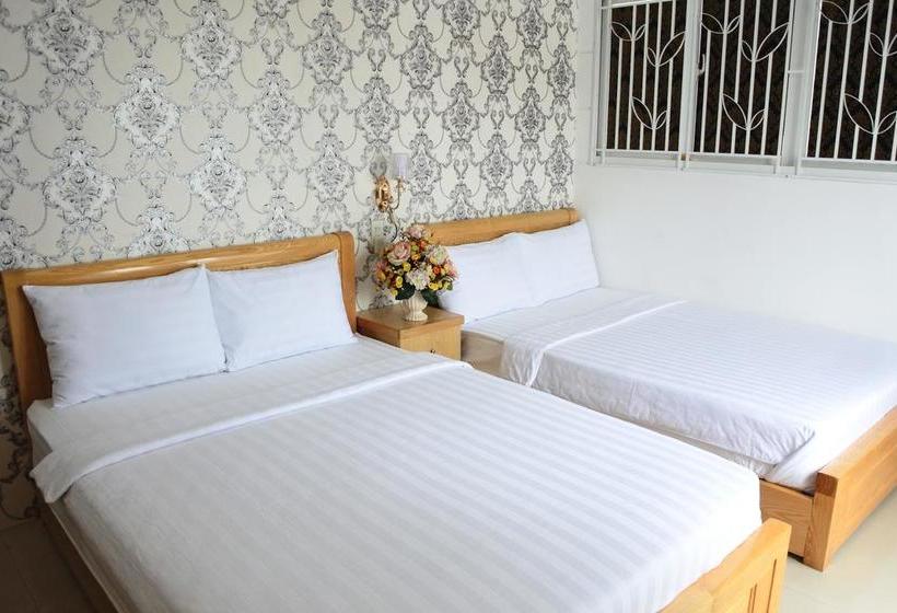 هتل Trúc Hưng Nha Trang