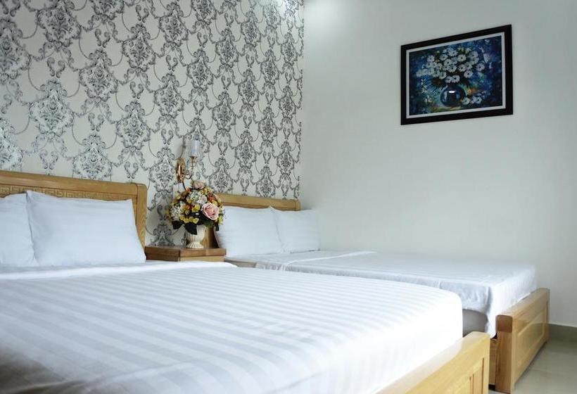 هتل Trúc Hưng Nha Trang