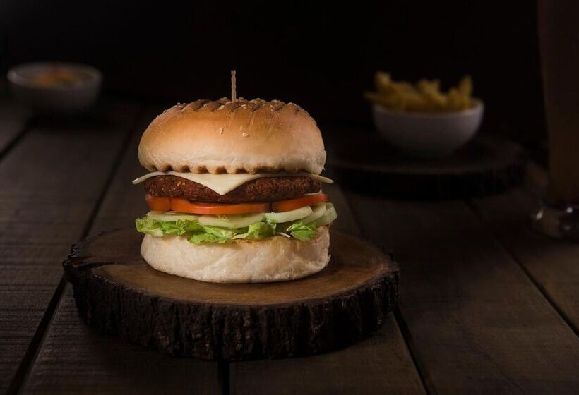 בית מלון כפרי White Lotus