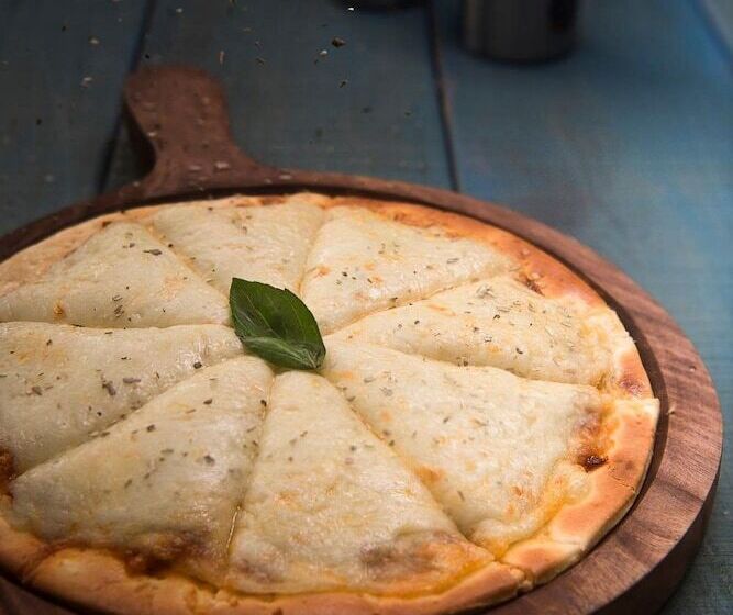 בית מלון כפרי White Lotus