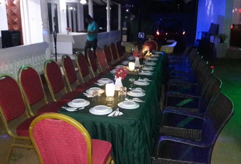 Ivory Monarch  Hotel & Resort