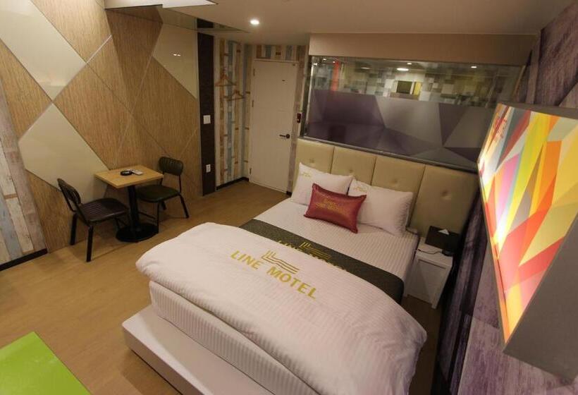 Line Motel