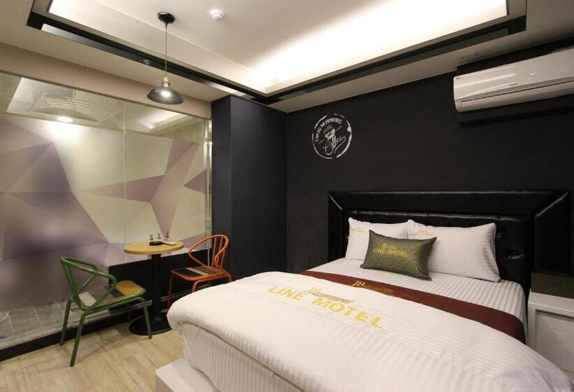Line Motel