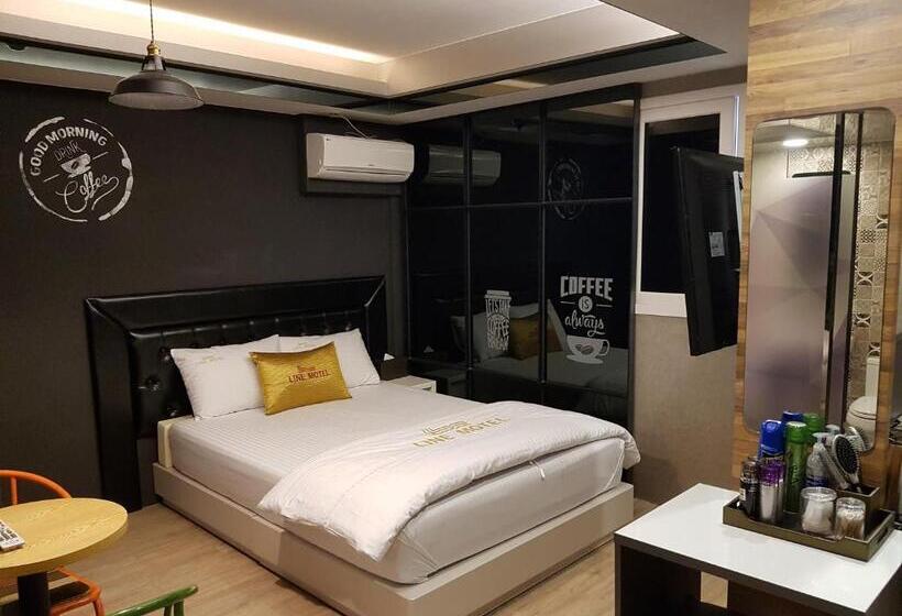 Line Motel