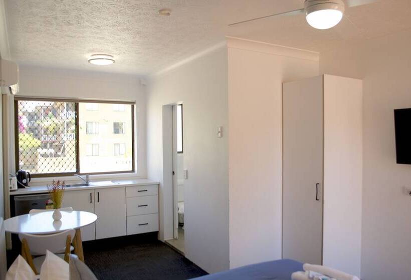 Мотель Gold Coast Inn