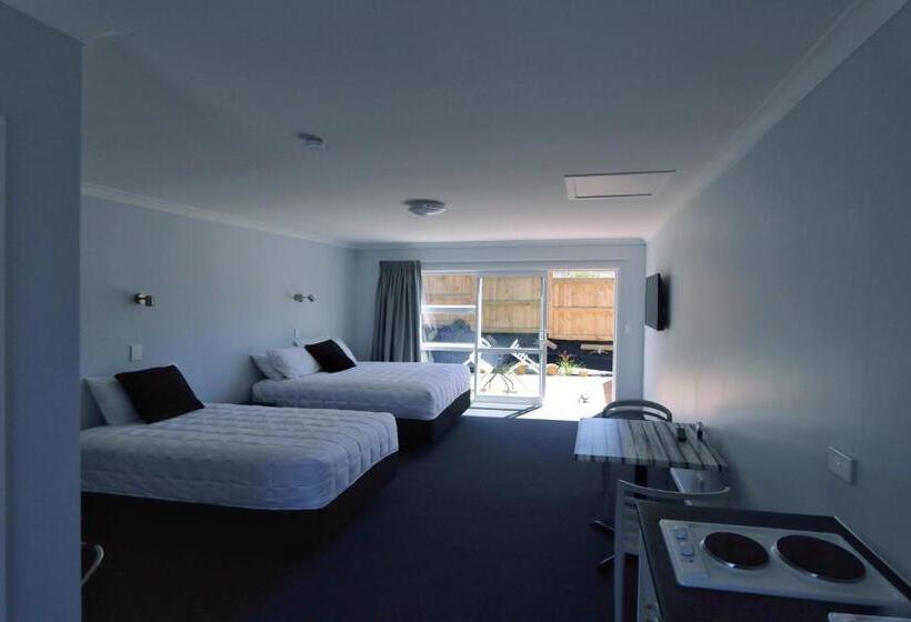 מוטל Trailblazer Studios