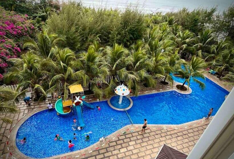 Oceanward Hotel & Resort