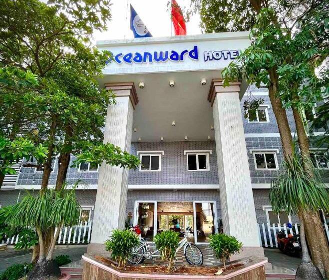 Oceanward Hotel & Resort