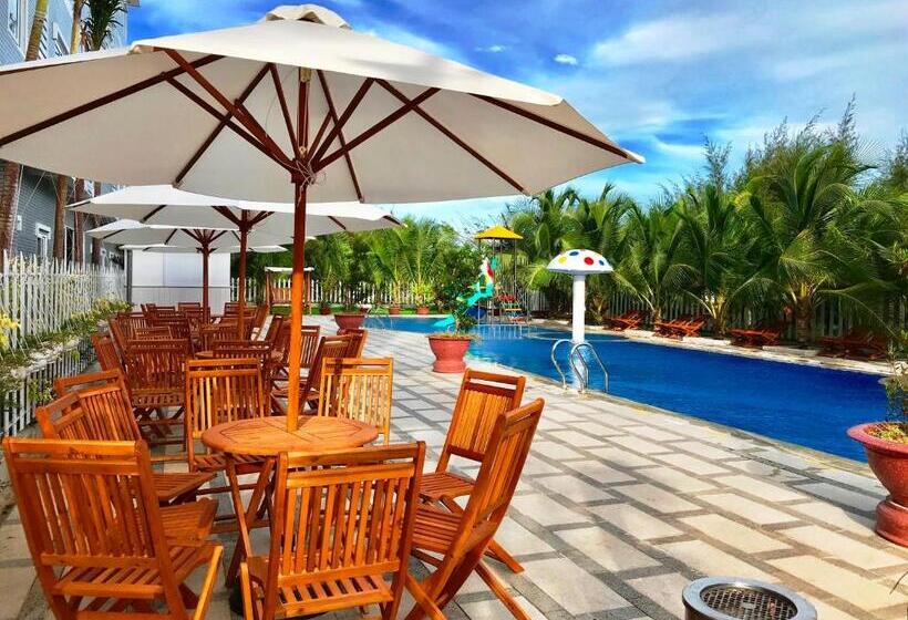 Oceanward Hotel & Resort