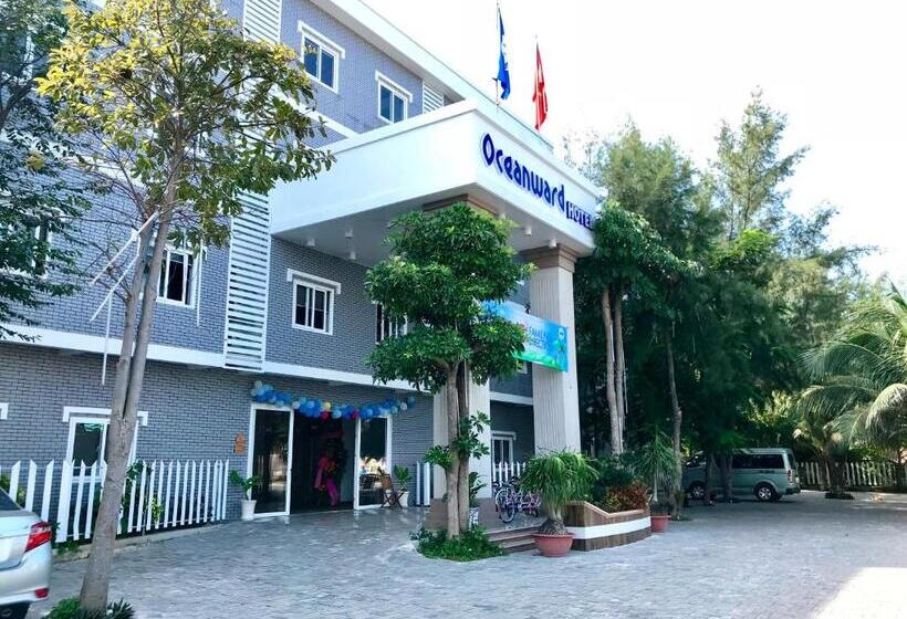 Oceanward Hotel & Resort