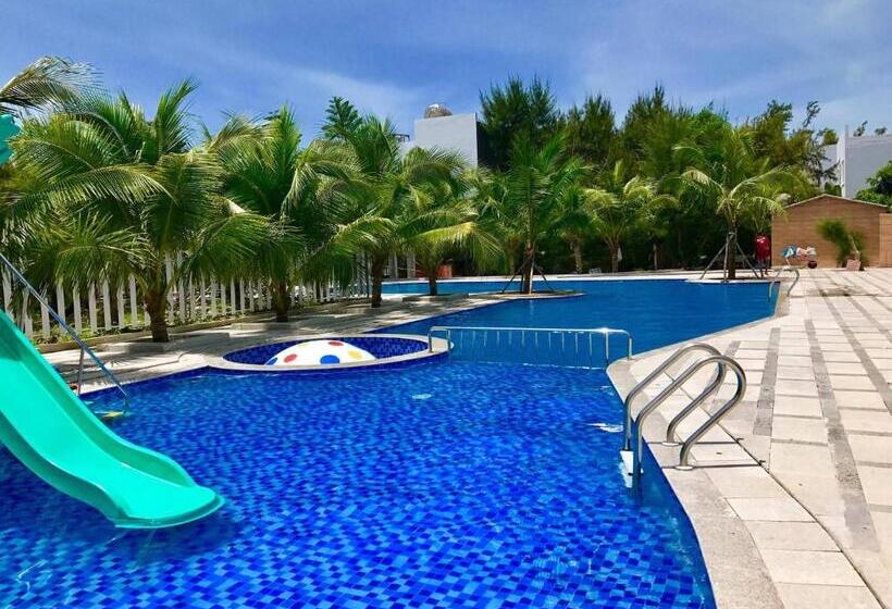 Oceanward Hotel & Resort