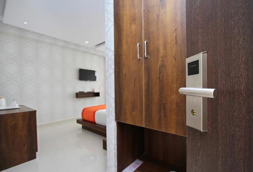 Oyo 10324 Hotel Prince Inn