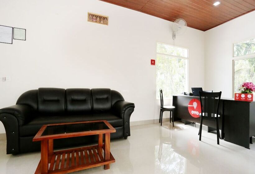 Oyo 10421 La Flora Resorts