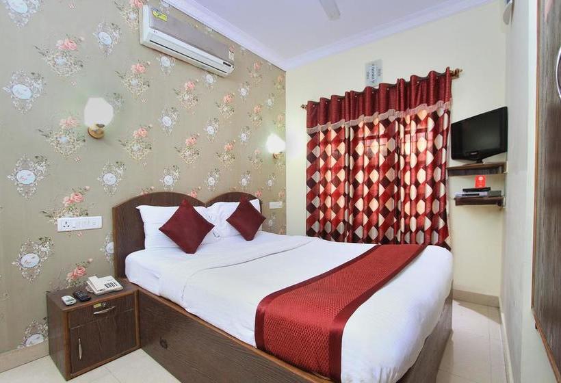 Fotos del hotel Oyo 7728 Hotel Nayaab Comforts:  13