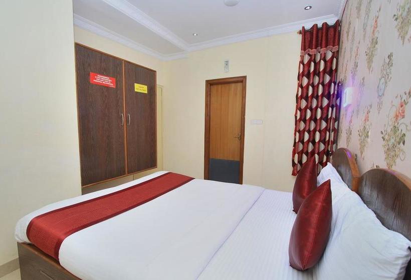 Fotos del hotel Oyo 7728 Hotel Nayaab Comforts:  11
