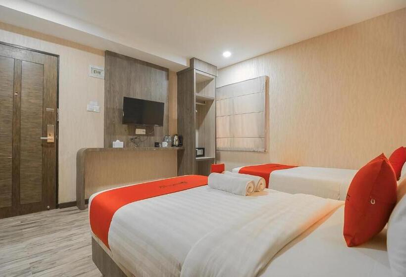 Paragon Nagoya Hotel Batam