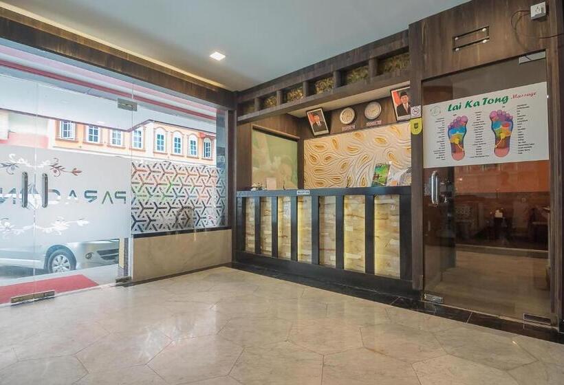 Paragon Nagoya Hotel Batam