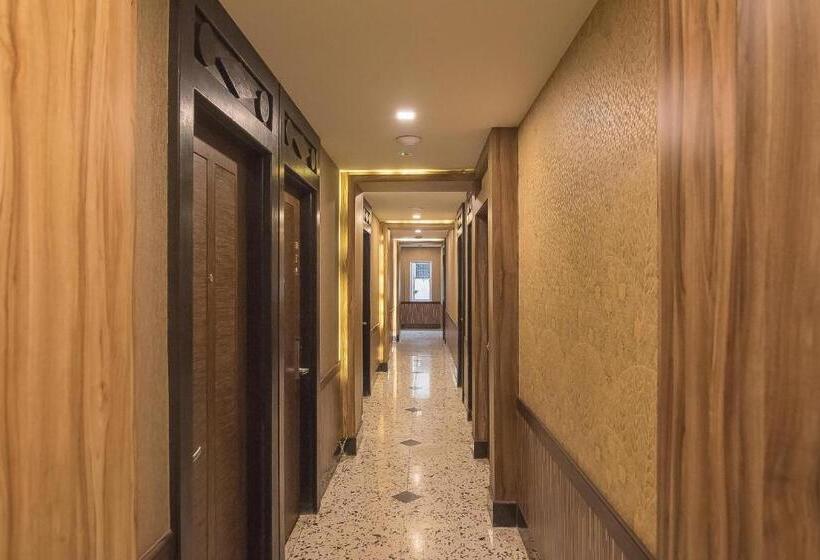 Paragon Nagoya Hotel Batam