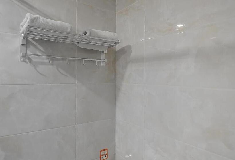 Paragon Nagoya Hotel Batam