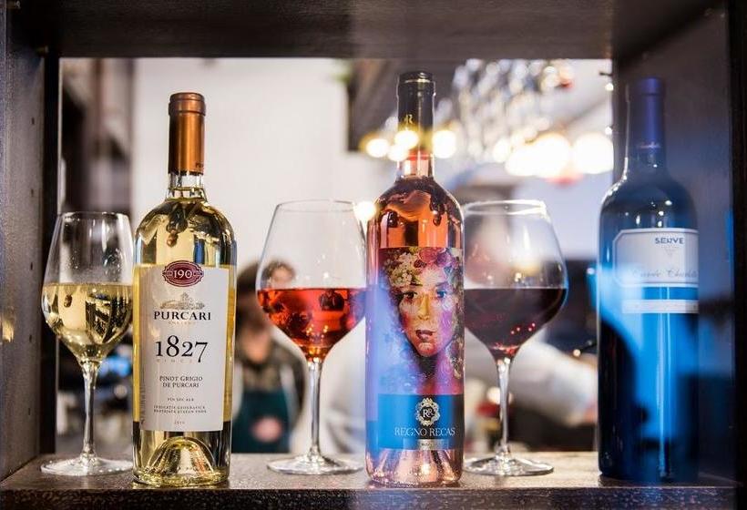 酒店 Piatra Pinului Ski & Spa