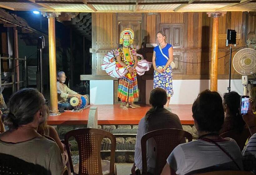 リゾートホテル Palmdale Heritage