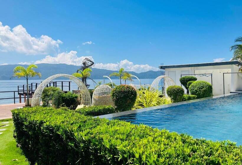 אתר נופש Paradiso Rito Waterfront Oasis