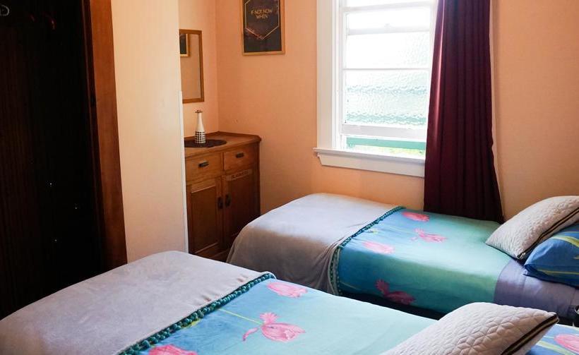 South Of The Barber Hostel