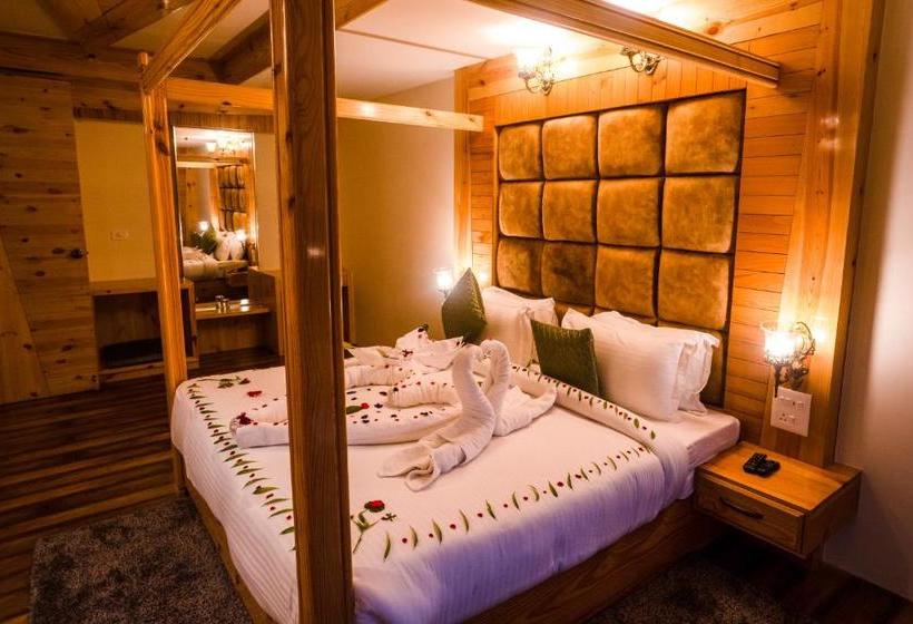 Alpine Chalet Resort