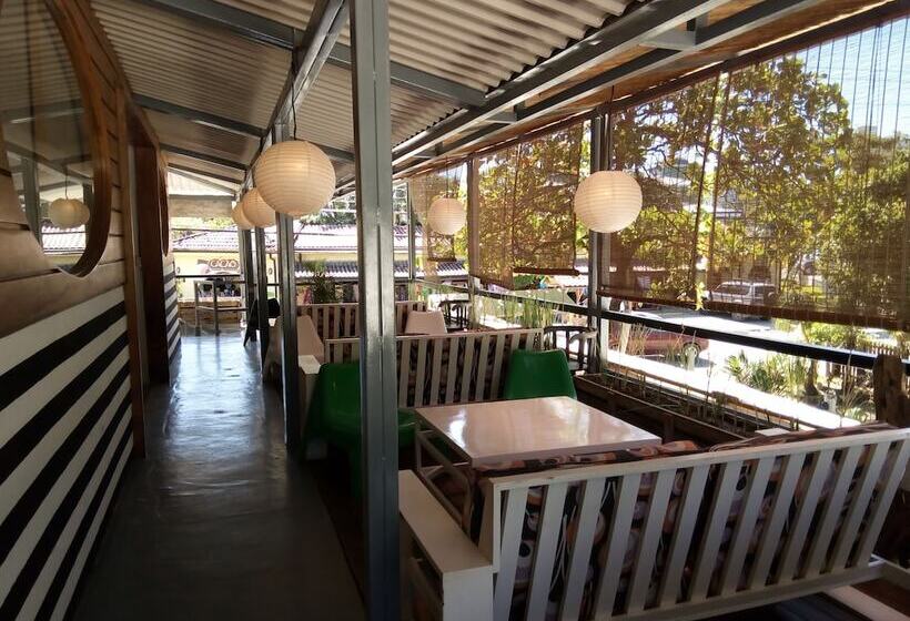 Tuanis B&b Tamarindo