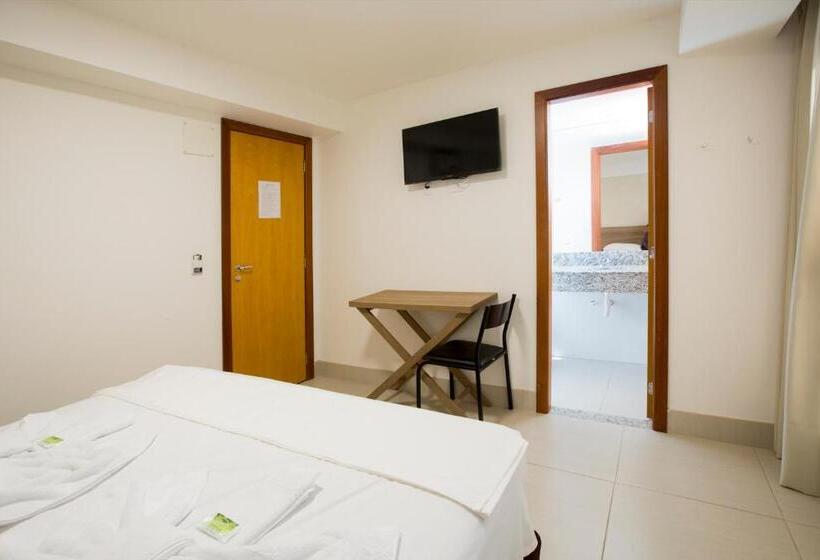 הוסטל Serra Linda