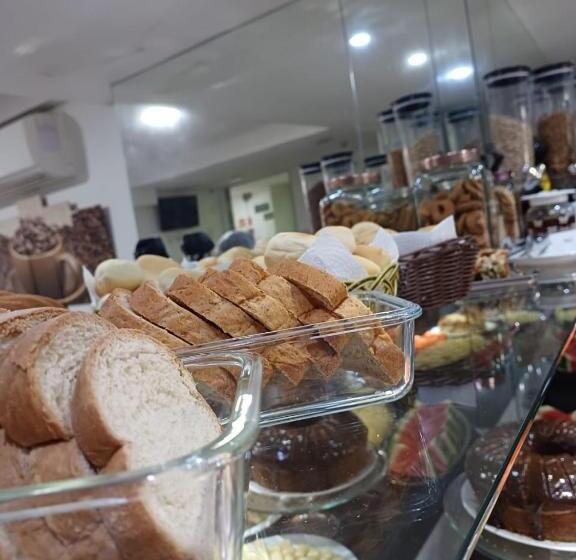 הוסטל Serra Linda