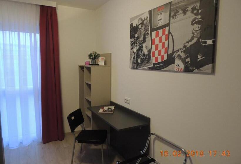 צימר Avia Motel Bisamberg