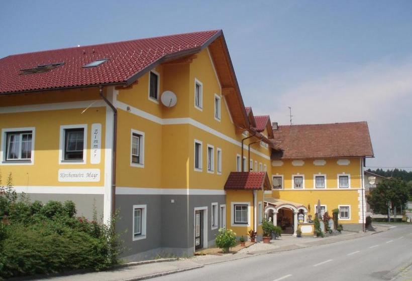 住宿加早餐  Kirchenwirt Mayr